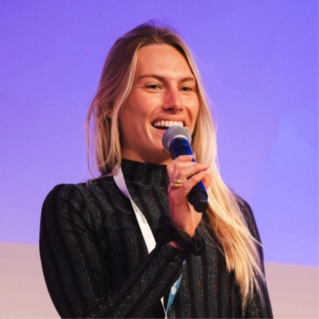 Julia Roblick